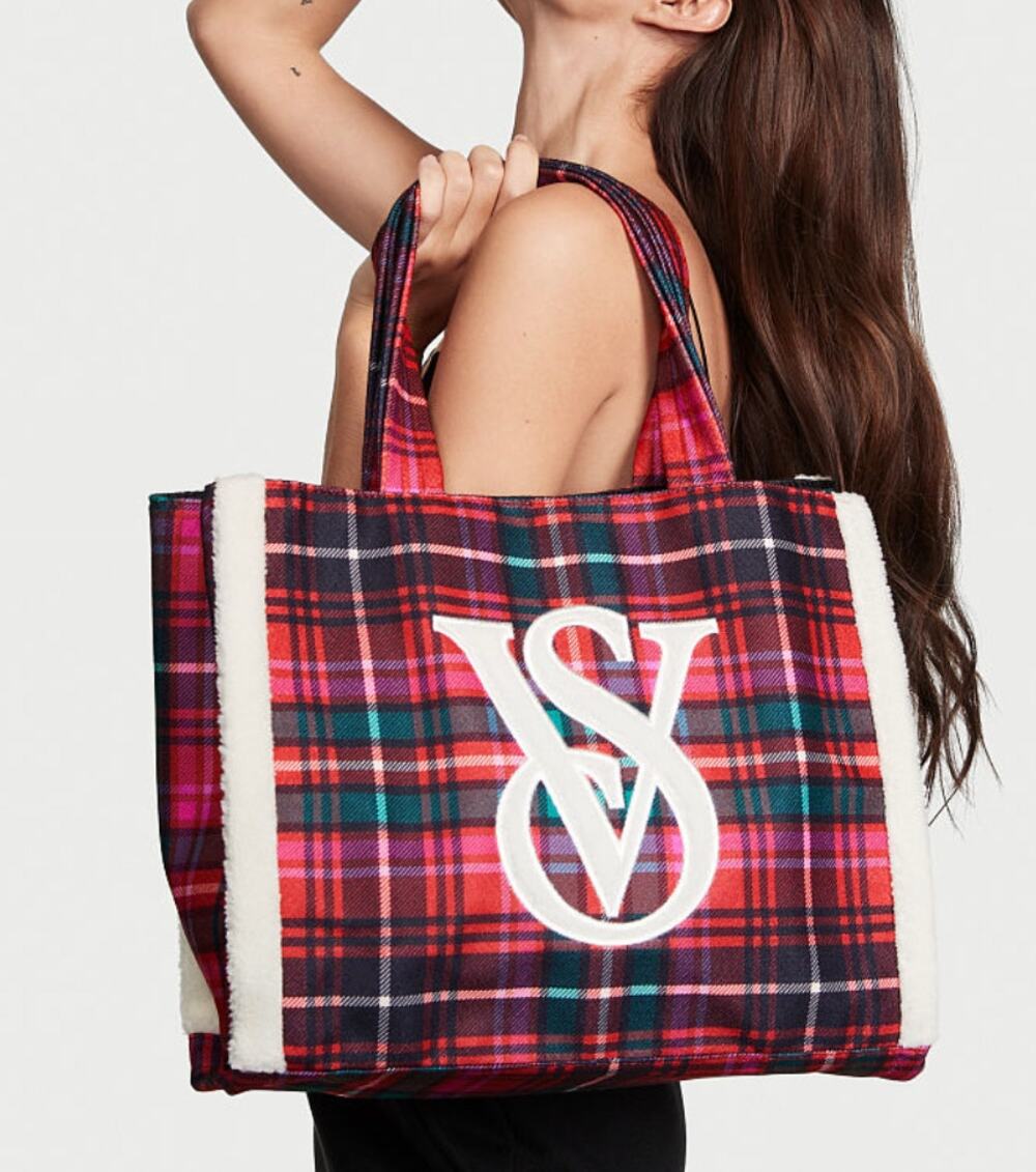 Victoria's Secret VS Holiday Plaid Fleece-Trim Tote Bag New with tags